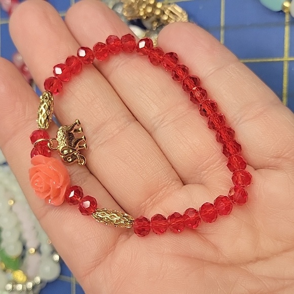 Floral Butterfly Elephant Bead 7" & 8" Bracelet Red Accents Set of 2 - Picture 3 of 3